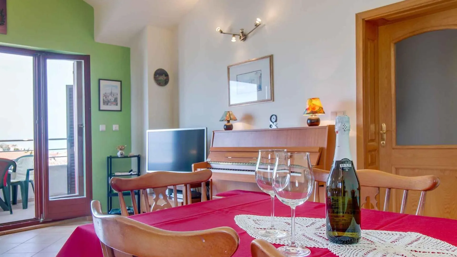 Apartment In Mali Losinj 26743
